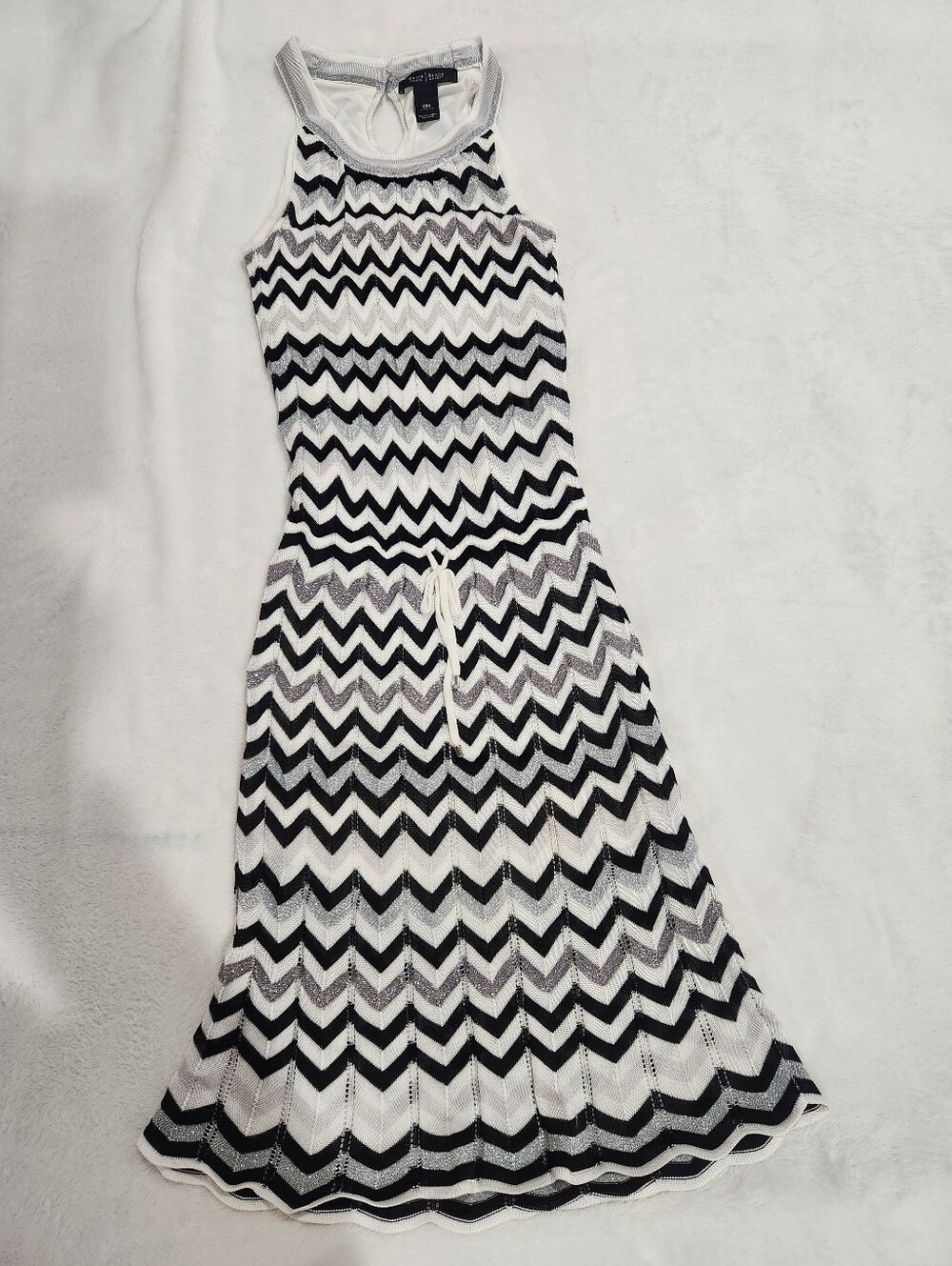 White House Black Market Chevron Stripe Chemise Dress, Size XXS